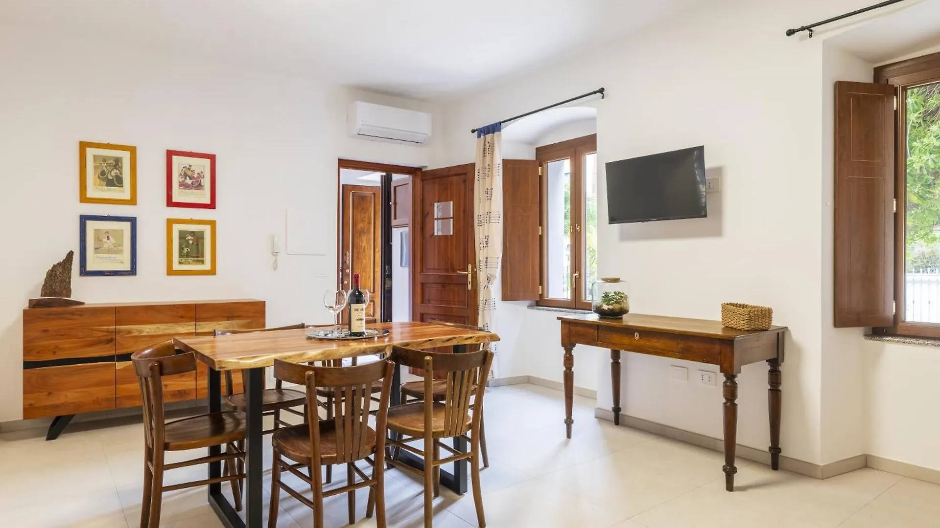 Casa Sulis Holiday Home 托尔托利 公寓